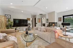 4642 Santa Lucia Dr, Woodland Hills, CA 91364 - Photo 7