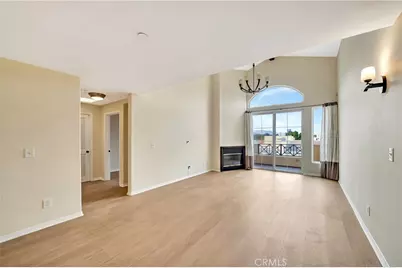 4400 Cartwright Avenue #303, Toluca Lake, CA 91602 - Photo 3