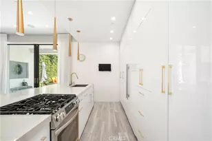 5032 Hesperia Ave, Encino, CA 91316 - Photo 9