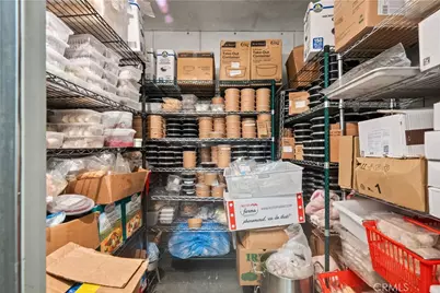 5466 Wilshire Blvd, Los Angeles, CA 90036 - Photo 11