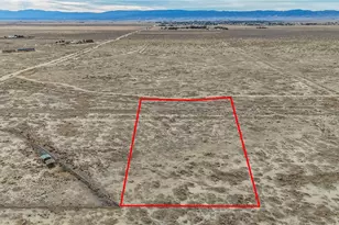 33 Antelope Hwy A8, Lancaster, CA 93536 - Photo 1