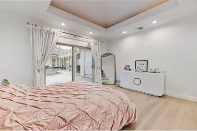 4651 Ellenita Ave., Tarzana, CA 91356 - Photo 23