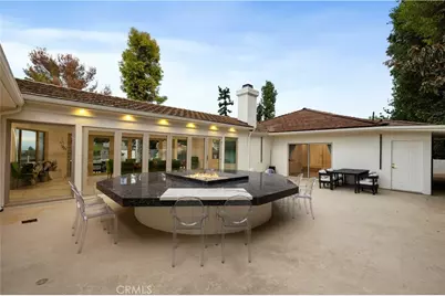 4651 Ellenita Ave., Tarzana, CA 91356 - Photo 57