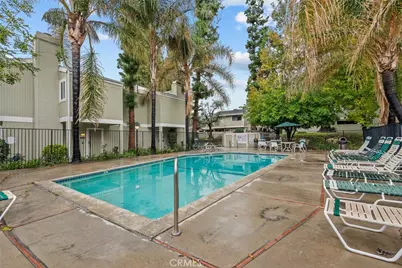 22123 Burbank Blvd #2, Woodland Hills, CA 91367 - Photo 21