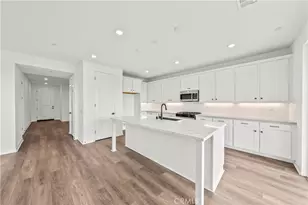 28908 Saddle Cir, Castaic, CA 91384 - Photo 15