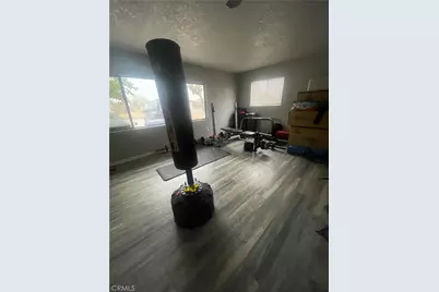 21815 Goshute Avenue, Apple Valley, CA 92307 - Photo 5