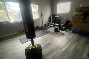 21815 Goshute Ave, Apple Valley, CA 92307 - Photo 5