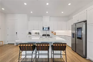 27227 Diamond Peak Ln, Valencia, CA 91381 - Photo 11