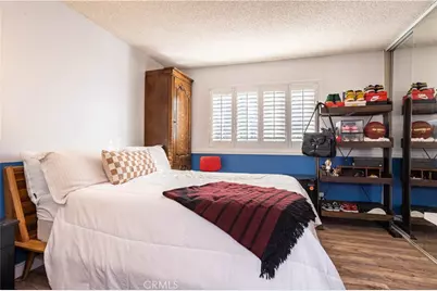 9525 Woodley, North Hills, CA 91343 - Photo 19