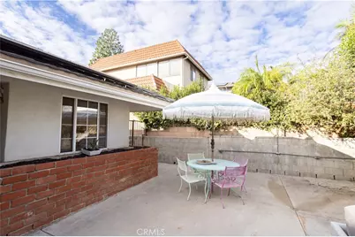 9525 Woodley, North Hills, CA 91343 - Photo 23