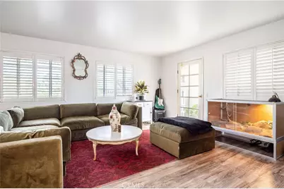 9525 Woodley, North Hills, CA 91343 - Photo 11