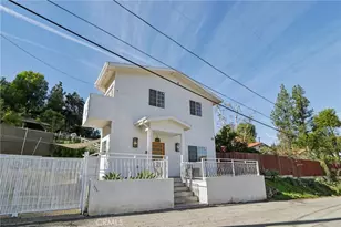 24334 Crestlawn St, Woodland Hills, CA 91367 - Photo 3