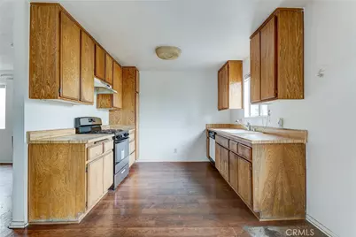 10139 Hillhaven Avenue, Tujunga, CA 91042 - Photo 15