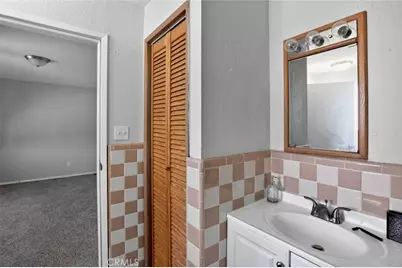 21101 Hacienda Boulevard, California City, CA 93505 - Photo 19