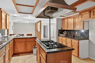 21101 Hacienda Blvd, California City, CA 93505 - Photo 13