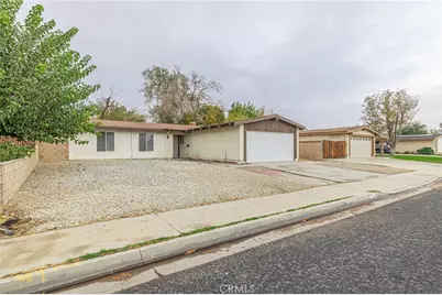 44256 Gingham, Lancaster, CA 93535 - Photo 3