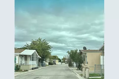 1301 E Avenue I, Lancaster, CA 93535 - Photo 3