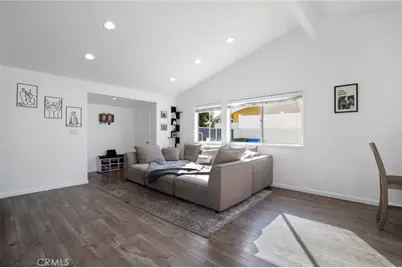 13345 Calcutta, Sylmar, CA 91342 - Photo 5