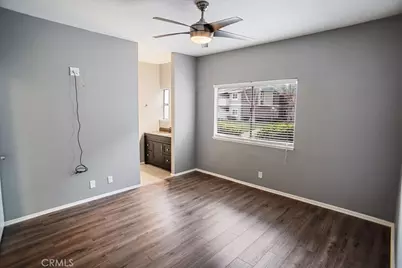 27646 A Susan Beth Way, Saugus, CA 91350 - Photo 9