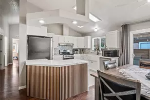 27807 Sunrise, Canyon Country, CA 91351 - Photo 9