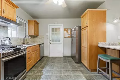 22616 Dolorosa Street, Woodland Hills, CA 91367 - Photo 11