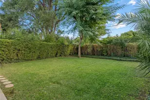 22616 Dolorosa St, Woodland Hills, CA 91367 - Photo 21