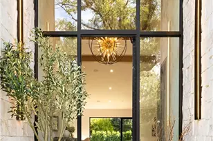 5750 Stansbury Ave, Sherman Oaks, CA 91401 - Photo 3