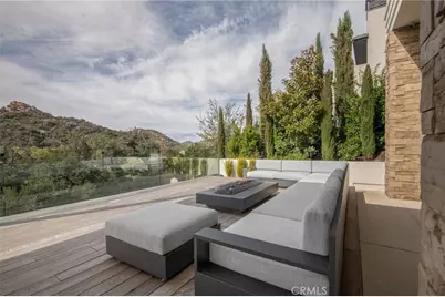 2775 Calbourne, Lake Sherwood, CA 91361 - Photo 11