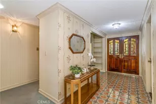 19539 Mesa of the Oaks, Newhall, CA 91321 - Photo 5