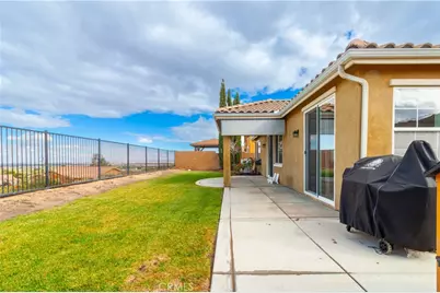 1659 Date Palm, Palmdale, CA 93551 - Photo 13