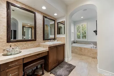 26101 Knoll Court, Valencia, CA 91381 - Photo 23