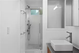 14960 Victory Blvd, Van Nuys, CA 91411 - Photo 15
