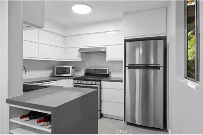 14960 Victory Boulevard #102, Van Nuys, CA 91411 - Photo 9