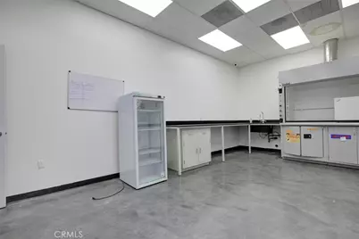 18417 Bryant Street, Northridge, CA 91325 - Photo 21