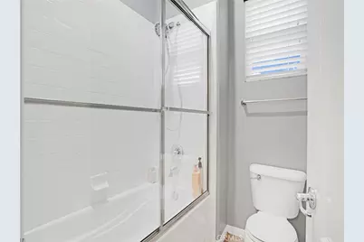 21103 Cross Creek Drive, Saugus, CA 91350 - Photo 29