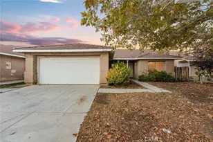 3719 Cedarwood Ct, Rosamond, CA 93560 - Photo 5