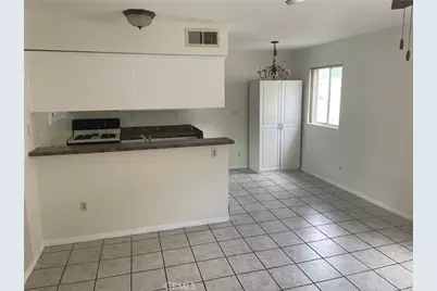 9740 Sepulveda Boulevard #18, North Hills, CA 91343 - Photo 5