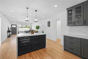 11330 Blix St, West Toluca Lake, CA 91602 - Photo 7