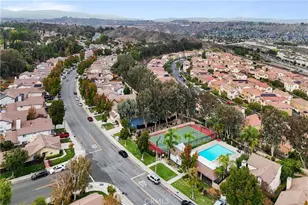 19829 Terri Dr, Canyon Country, CA 91351 - Photo 21