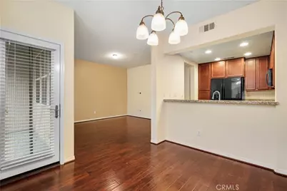 24490 Marzal, Valencia, CA 91354 - Photo 7