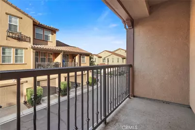 24490 Marzal, Valencia, CA 91354 - Photo 19