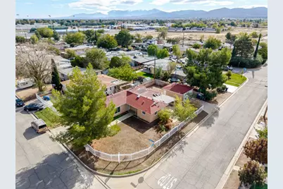 1802 E Avenue Q11, Palmdale, CA 93550 - Photo 5