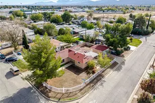 1802 E Ave Q11, Palmdale, CA 93550 - Photo 5