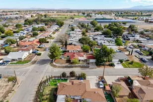 1802 E Ave Q11, Palmdale, CA 93550 - Photo 7