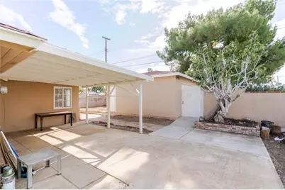 1802 E Avenue Q11, Palmdale, CA 93550 - Photo 31