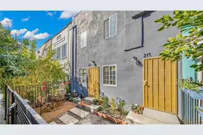 217 Columbia Place, Los Angeles, CA 90026 - Photo 9