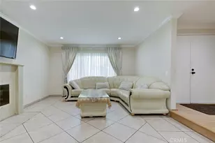 20442 Runnymede, Winnetka, CA 91306 - Photo 7