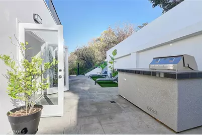 3952 Oakfield Drive, Sherman Oaks, CA 91423 - Photo 27