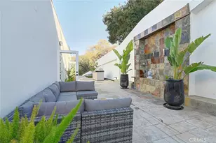 3952 Oakfield Dr, Sherman Oaks, CA 91423 - Photo 41