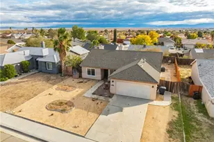 1164 Barrington, Rosamond, CA 93560 - Photo 3
